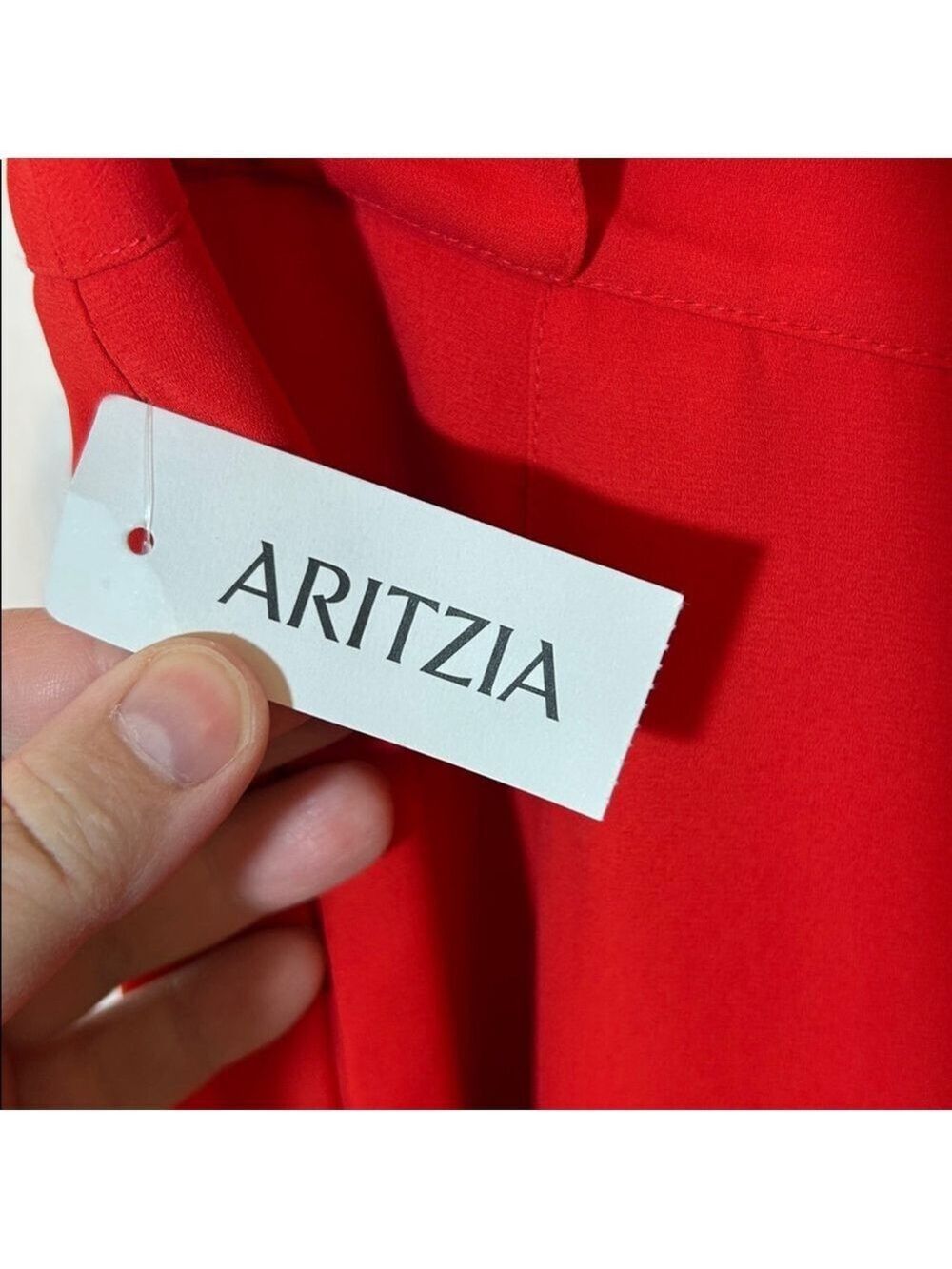 Aritzia Sunday Best Westley flame scarlet red shorts missing belt size 4 - Picture 4 of 9